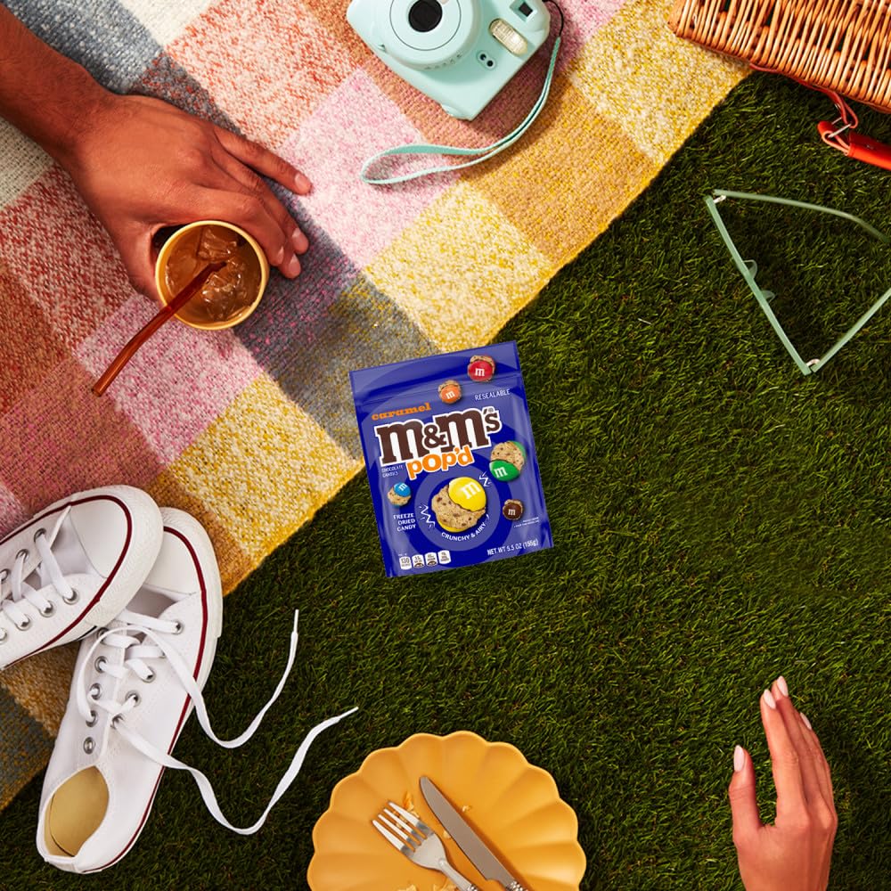 M&M'S Pop'd Caramel Chocolate Crunchy Freeze-Dried Candy 5.5 Oz Resealable Bag - Image 9