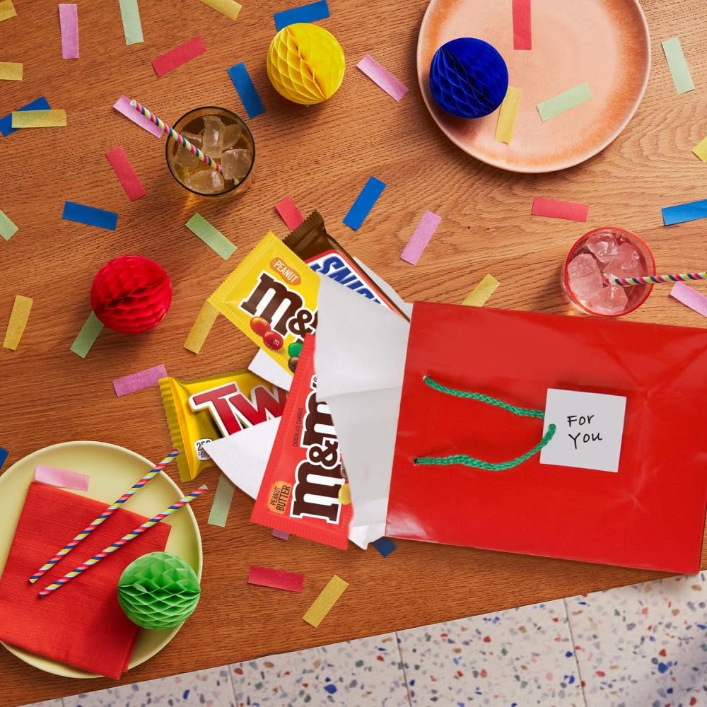 MARS CHOCOLATE SNICKERS, TWIX, MILKY WAY & 3 MUSKETEERS, Bulk Milk Chocolate Full Size Candy Bars, Halloween Chocolate Candy Variety Pack, 53.68 oz, 30 Bars - Image 6